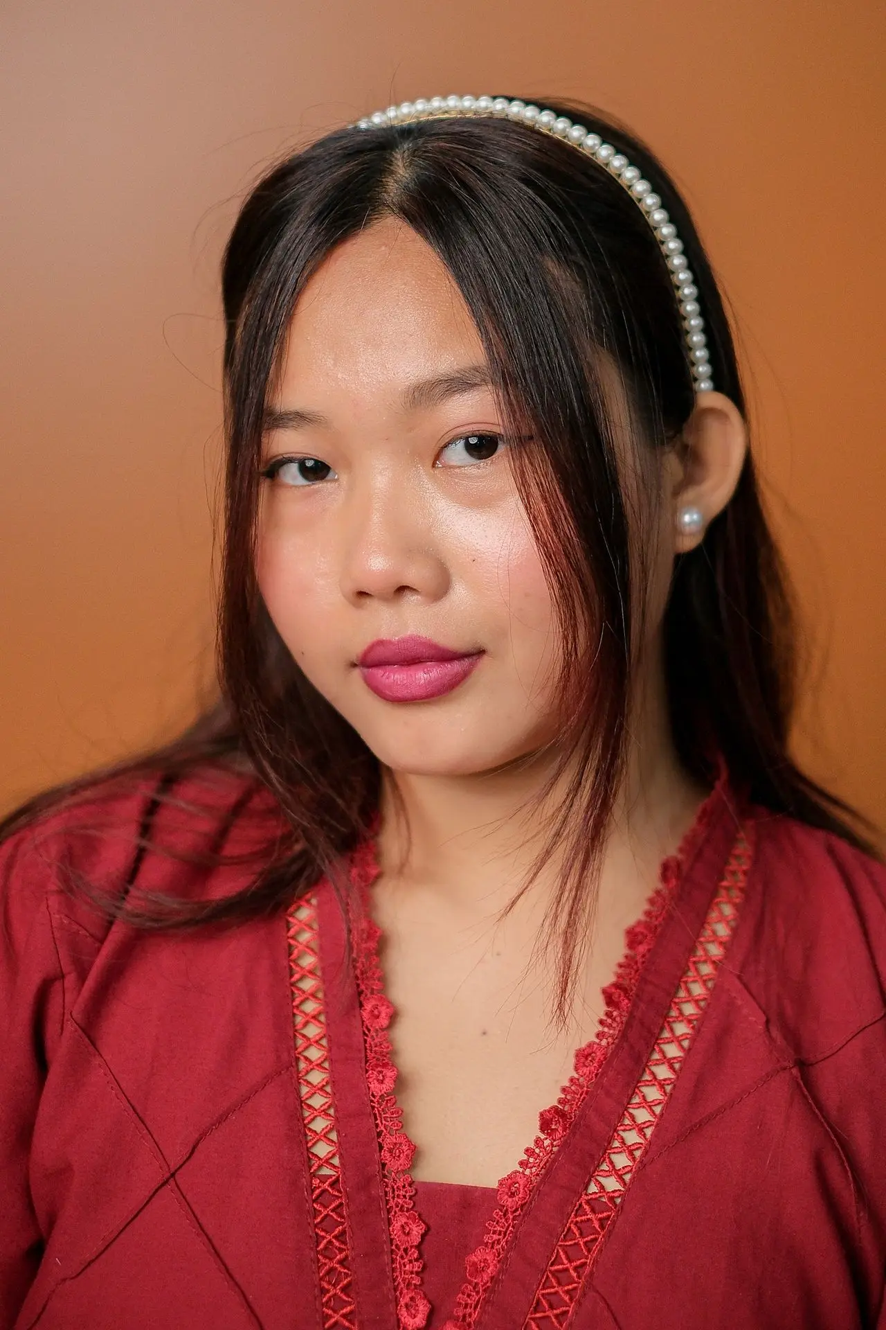 Small Pearl Round Hairband.webp