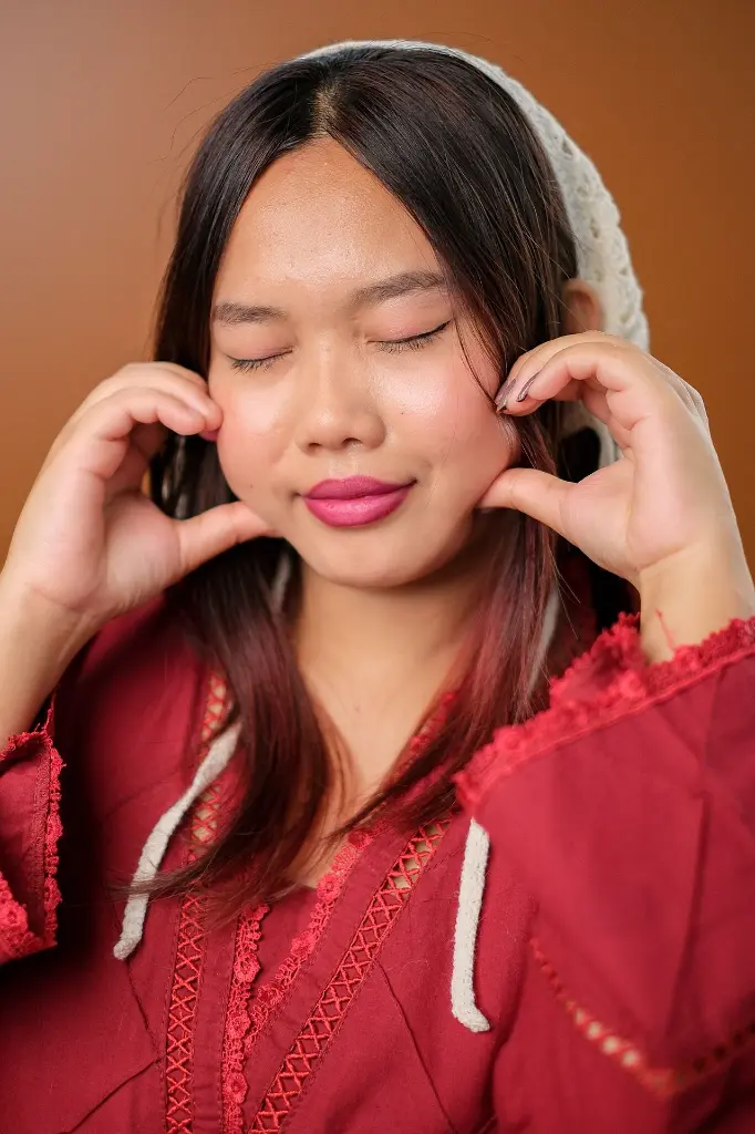 Off White Crochet Hair Bandanna.webp