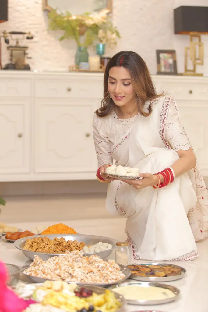 Victorian Mim (2).webp