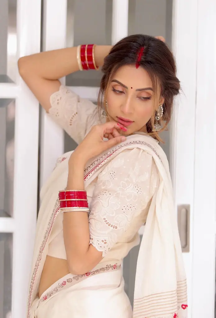 Victorian Mim (4).webp