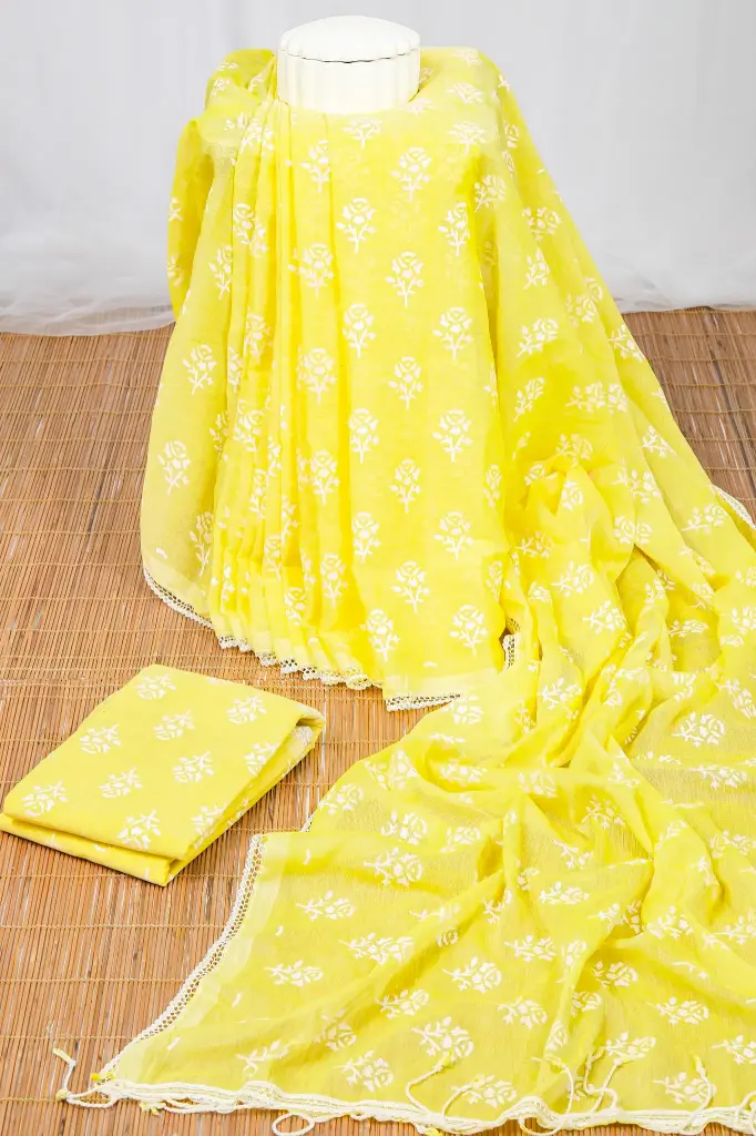 [1003] Warm Yellow Body White Floral Design Screen Print Cotton Sharee