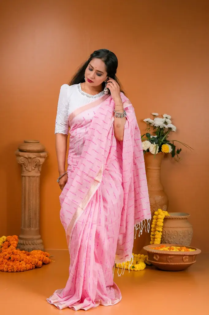 Light Pastel Pink Body Hot Pink Design Cotta Cotton ‍Sharee