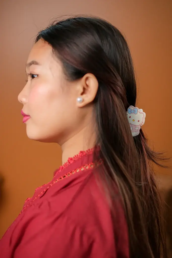 Peach Hello Kitty Punch Clips