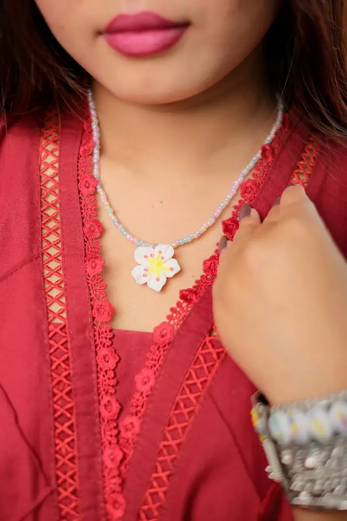 Small Beads Floral Chain