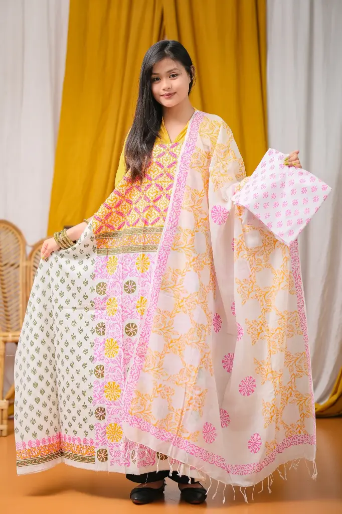 [0415] White Hand Work Cotton Slab Unstitched Three Piece