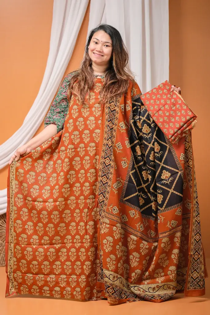 Burnt Orange Kalamkari Motif Cotton Slab Unstitched Three Piece