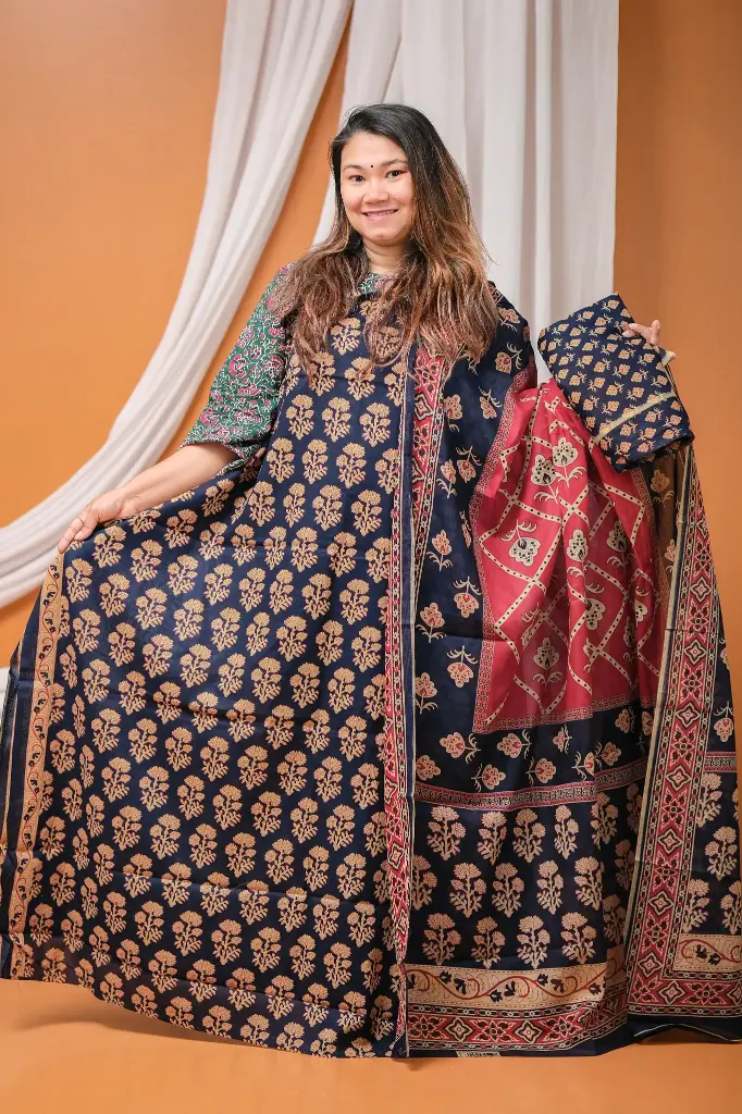 Navy Blue Kalamkari Motif Cotton Slab Unstitched Three Piece