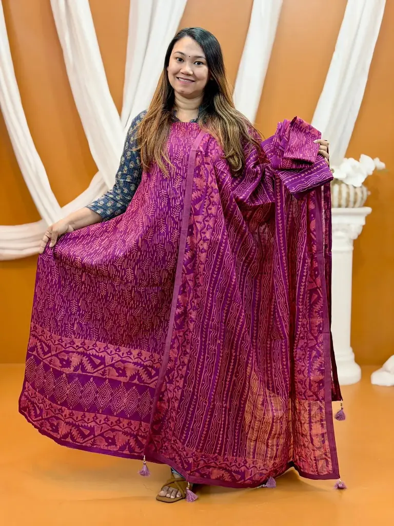 Dark Magenta Jamdani Motif Batik Unstitched Three Piece