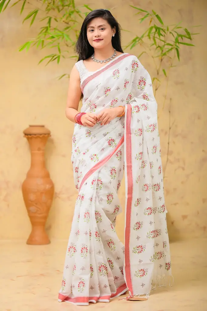 Off White Body Red Green Floral Design Screen Print Kotta Cotton Sharee 