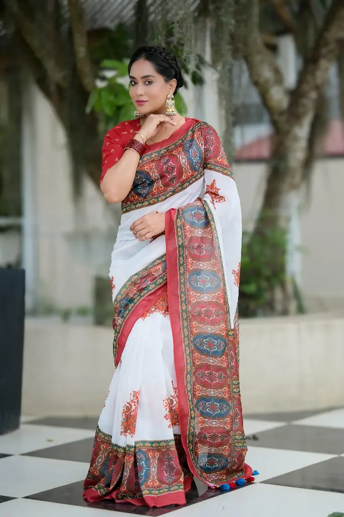 Off White Body Mughal Theme Digital Print Mix Cotton Sharee