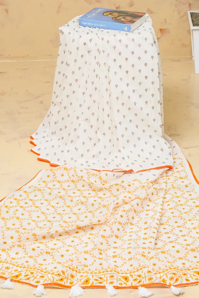 Off White Body Orange Screen Print Sharee