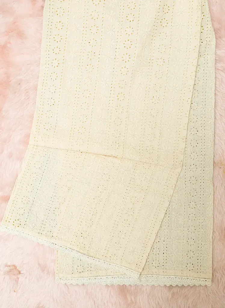 [0603] Off White Straight Flower Chikankaro Palazzo With Lace