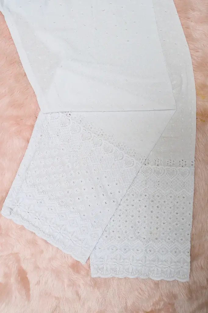 White Flower Heart Chikankari Pants 