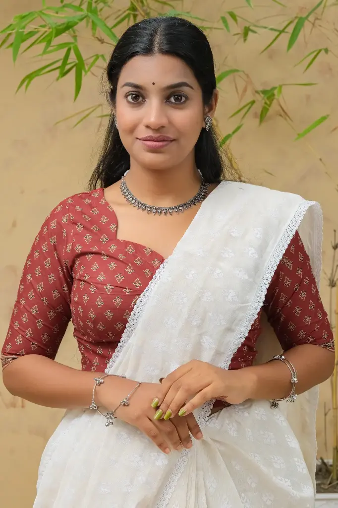 Maroon Princess Cut Neck Jaypuri Cotton Blouse 