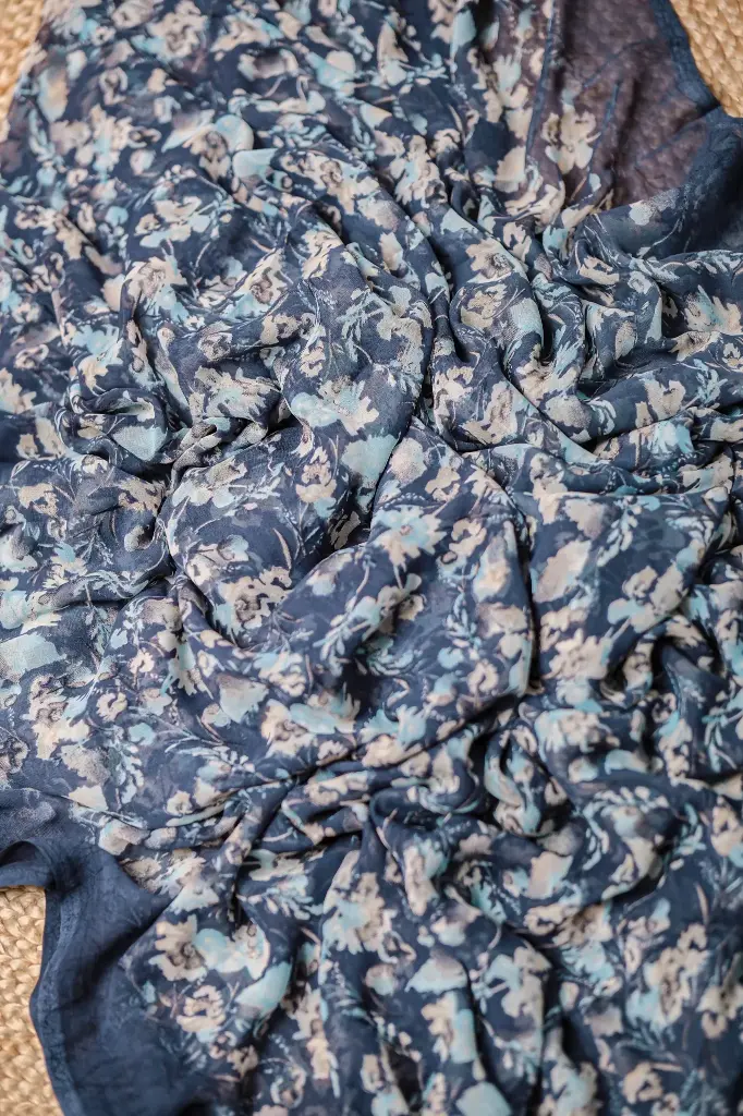 Navy blue Body Sky Blue Floral Georgette Sharee