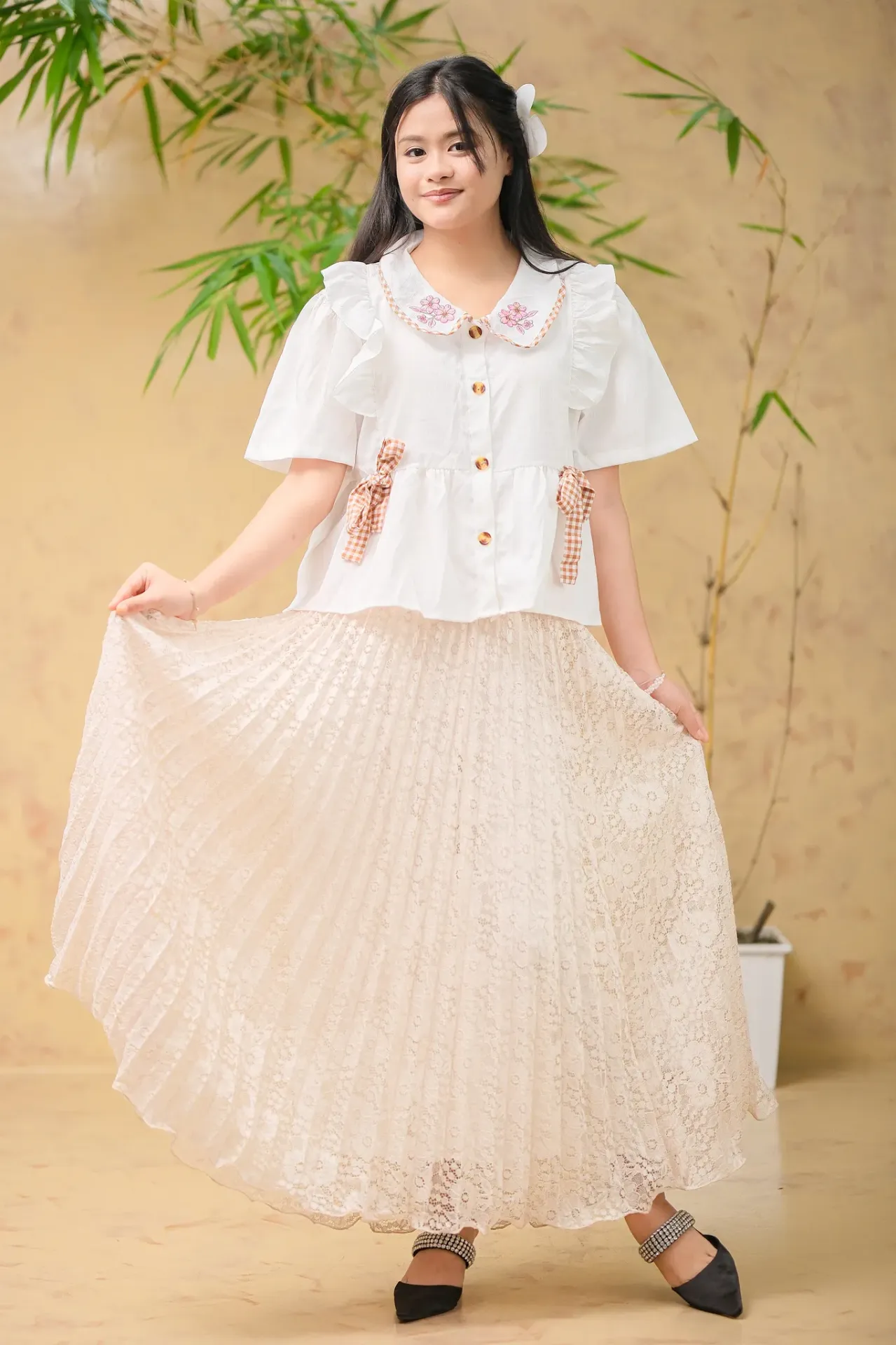 Cream White Lace Imported Skirts 