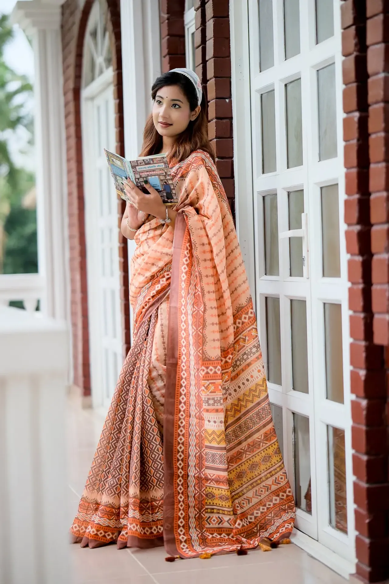 Priyotoma - Off-White Body Burnt Orange Anchal Mix Cotton Sharee