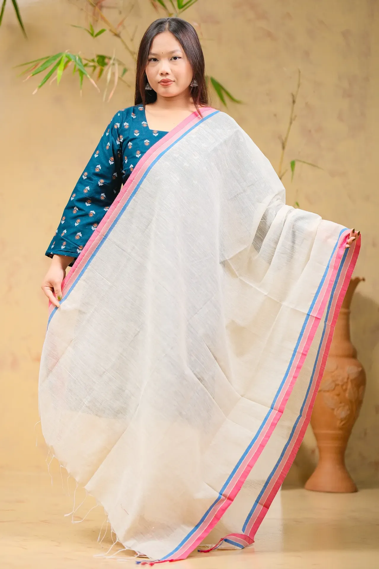 [0702] Off White Body Blue Mauve Pink Paar Half Silk Orna
