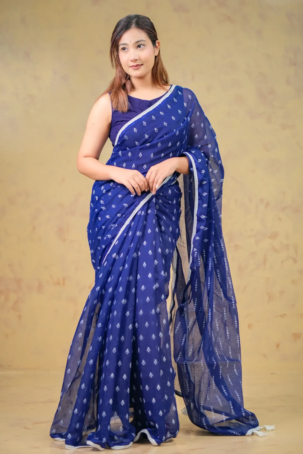 Indigo Three Petaled Floral Sprigs Screen Print Half Silk Sharee