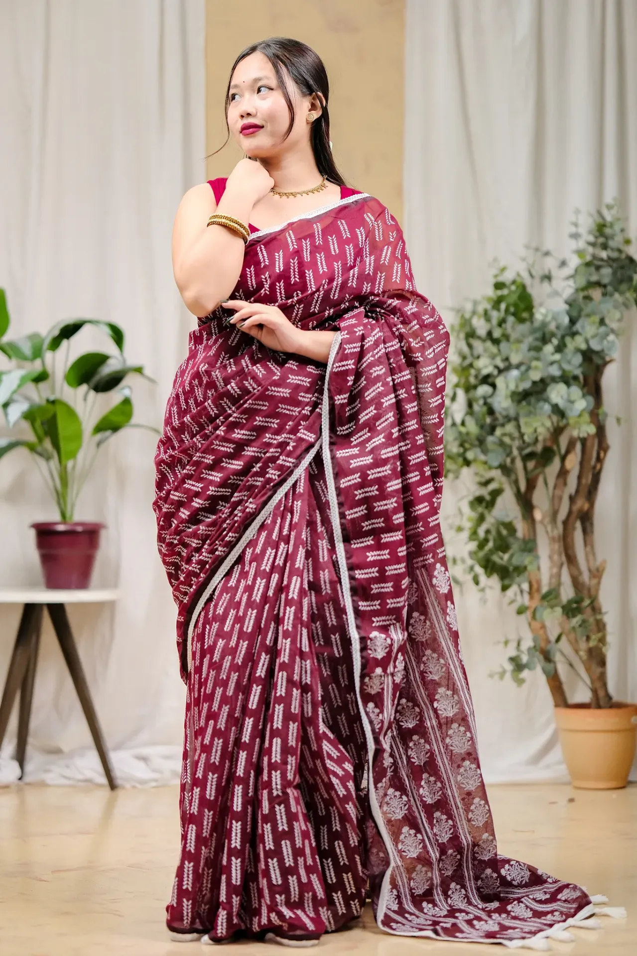 Dark Maroon Body White Floral Anchal Screen Print Half Silk Sharee