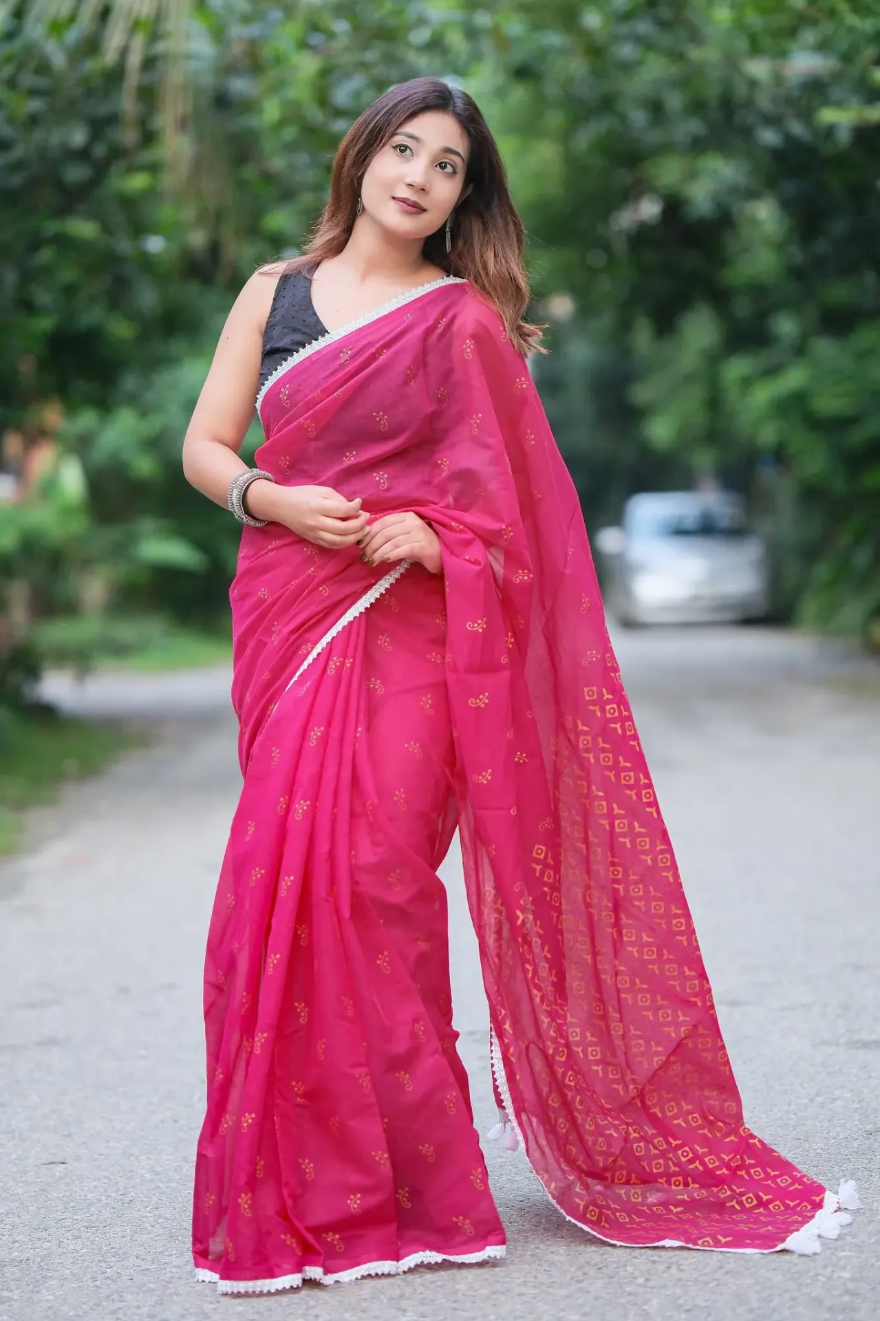 [0102] Deep Magenta Body Golden Design Screen Print Half Silk Sharee