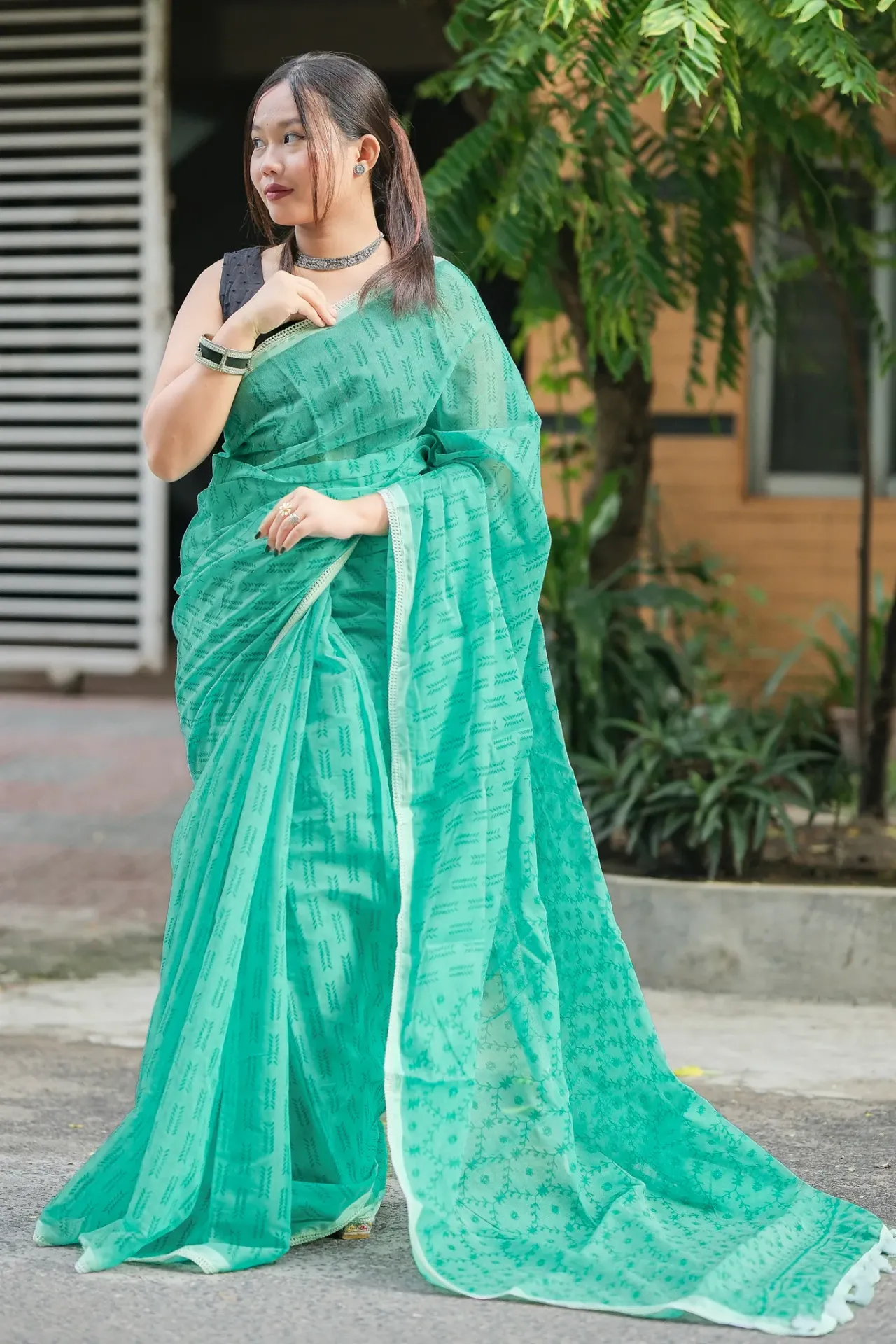 [0102] Sea Green Body Geometric Pattern Screen Print Half Silk Sharee