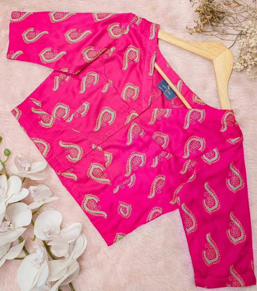 [0204] Deep Magenta Pink Golden Desing Screen Print Cotton Blouse (34)