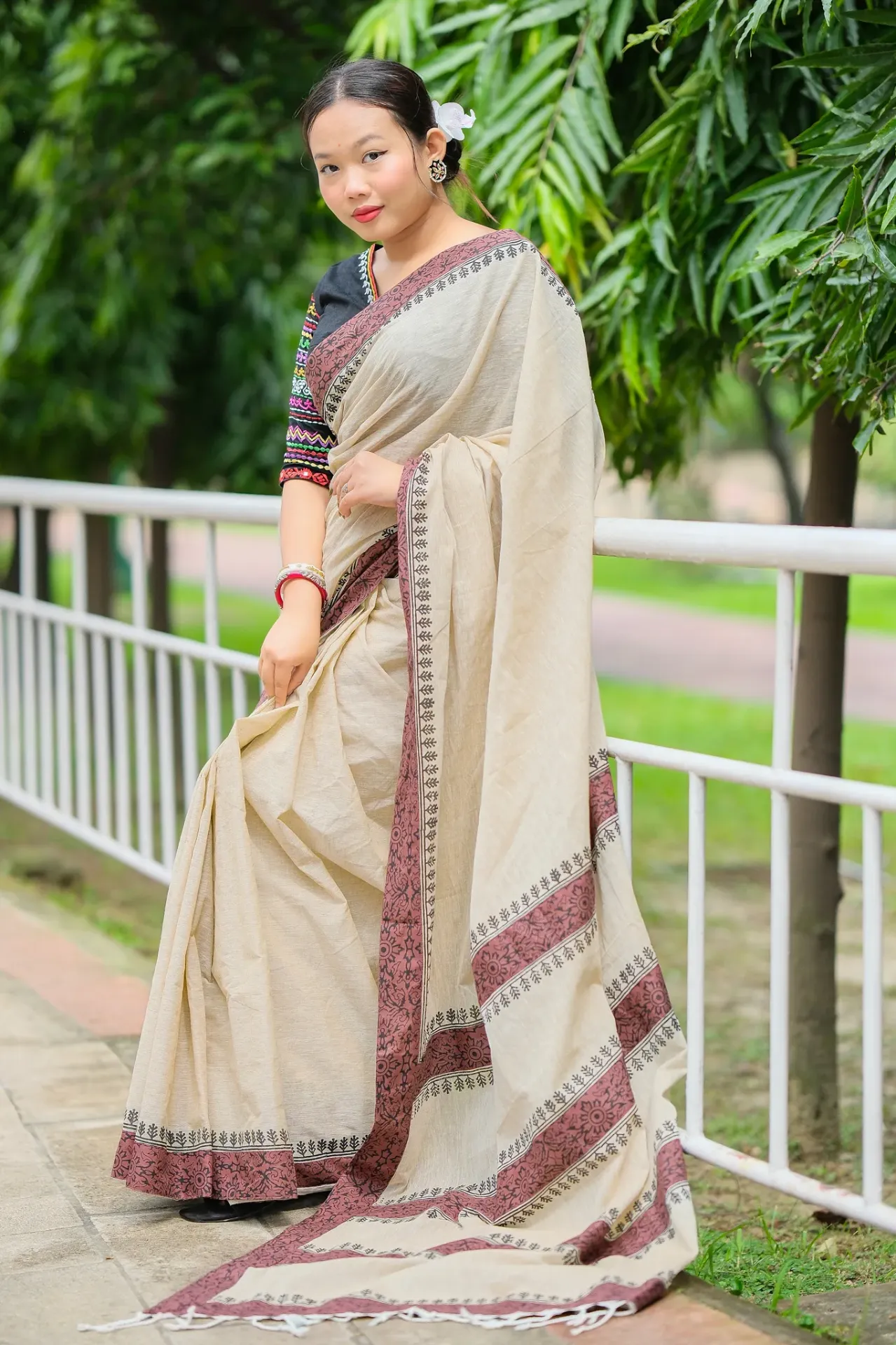 [0136] Beige Body Chocolate Brown Black Geometric Anchal Patchwork Sharee