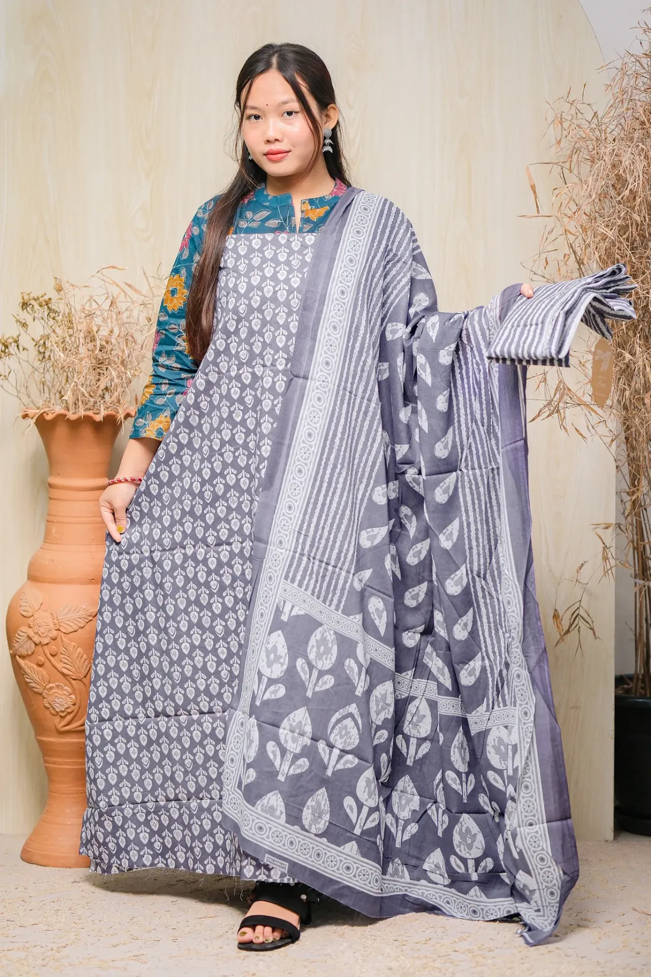 Black White Floral Motif Jaypuri Cotton Three Piece