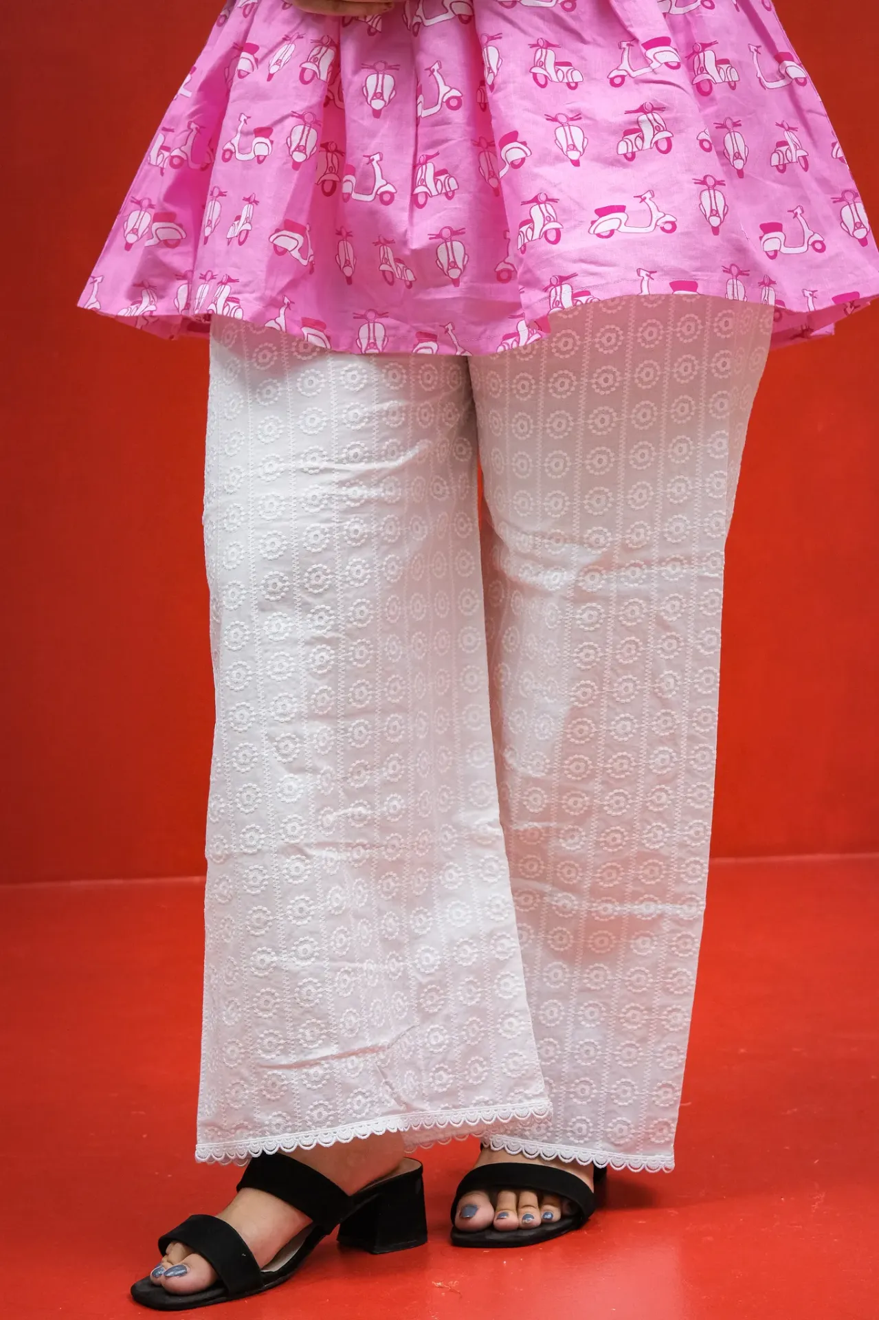 Off White Embroidery Chikankari Wide-leg Palazzo