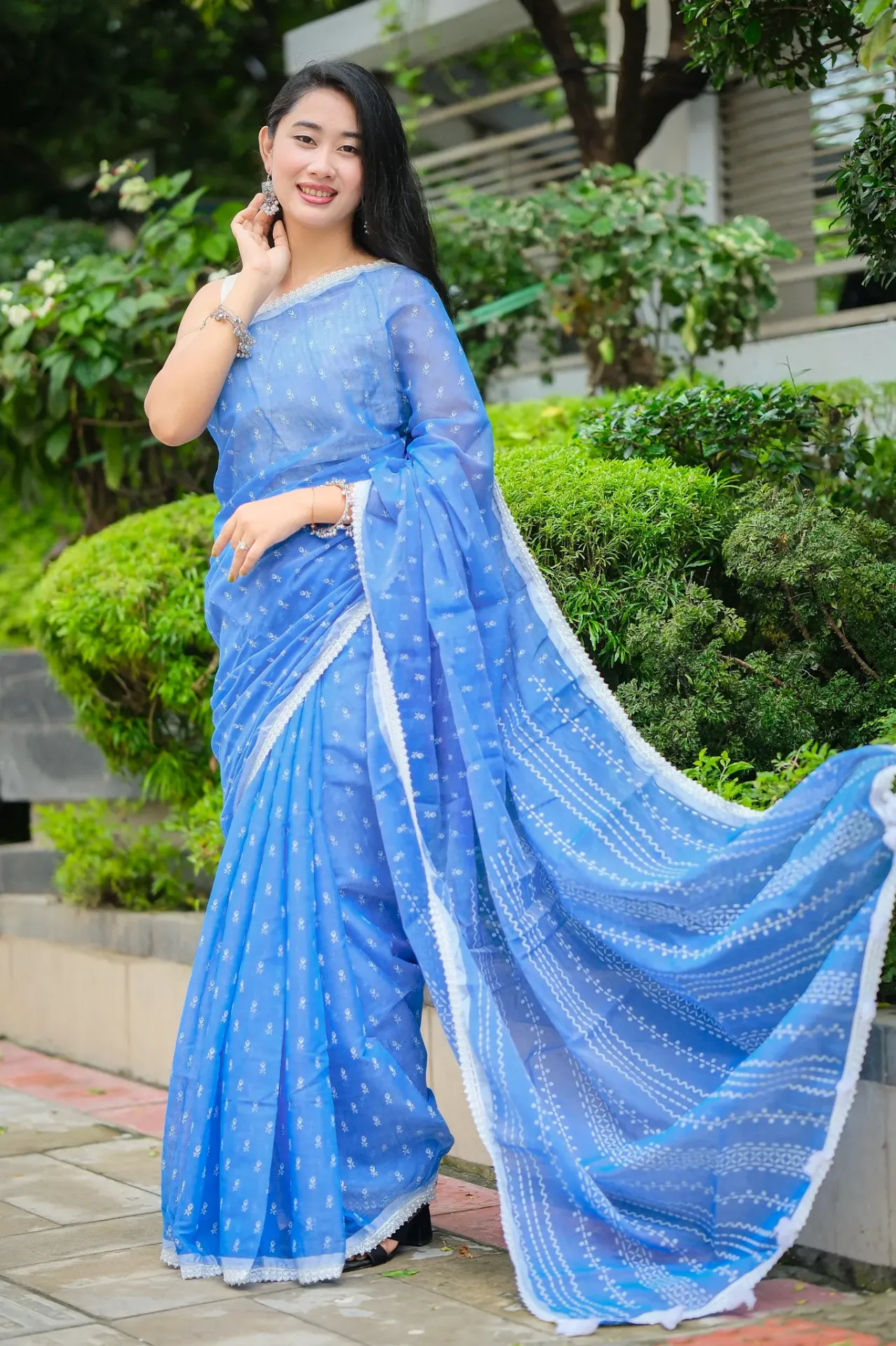 Royal Blue Floral White Zigzag Anchal Screen Print Half Silk Sharee