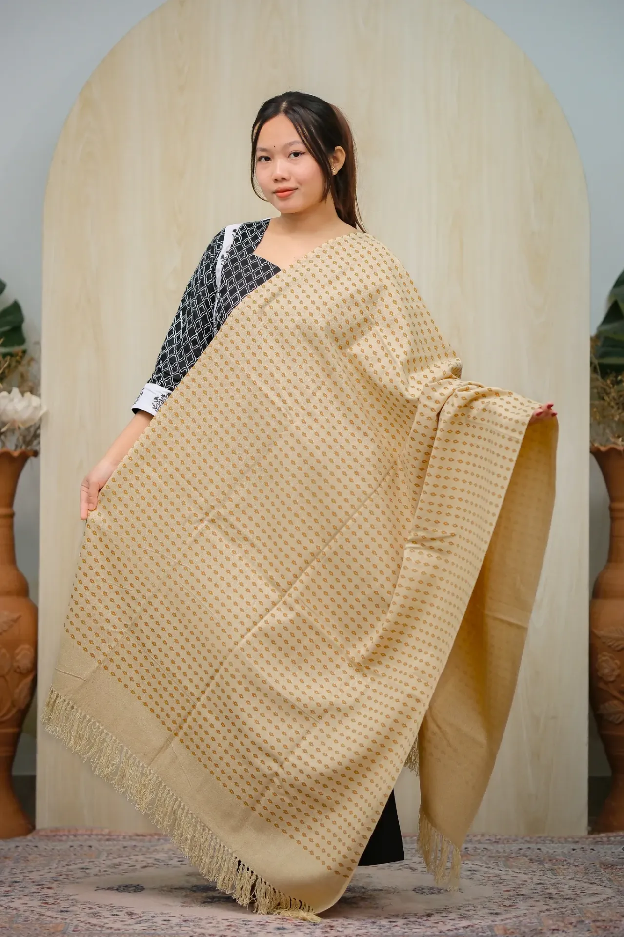 Natural Beige Tassels Screen Print Shawl