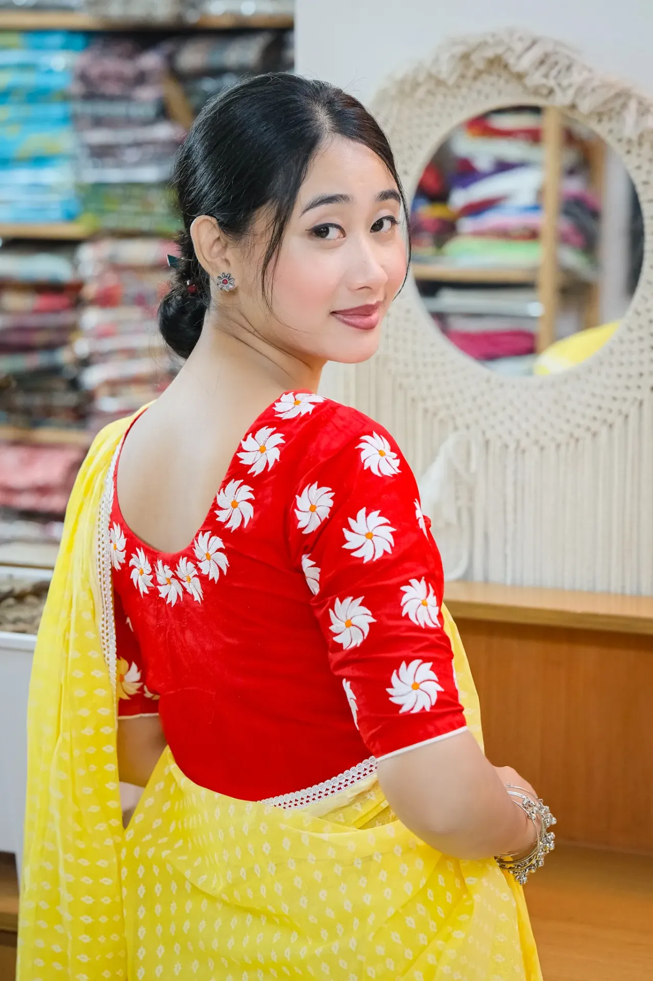 [0205] Embroidery Blouse 0009 (34)