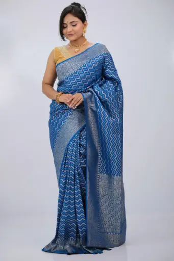 [0132] Indian Khaddi Sharee 0017