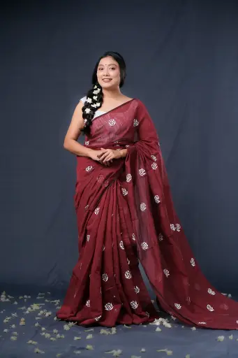 [0109] Embroidery Sharee 09250001