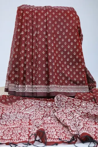 [0133] Maroon Body White Floral Sequin Sharee 