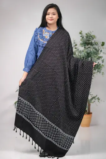 [1001] Black Body White Screen Print Shawl