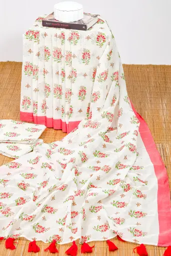 [0103] Off White Body Red Green Floral Design Screen Print Cotton Sharee