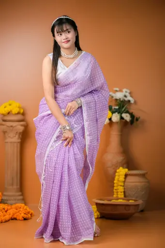 [0102] Lavender Body White Small Design Screen Print Sharee