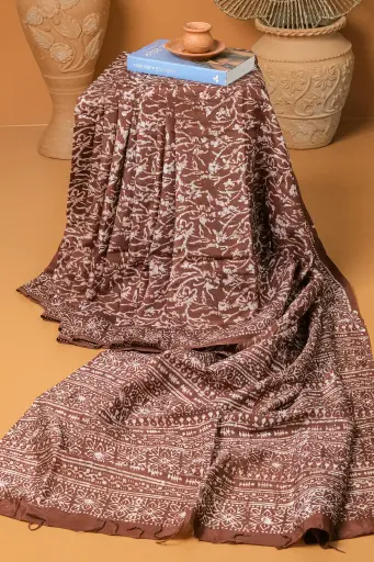 [0106] Brown Silk Natural Dye Sharee