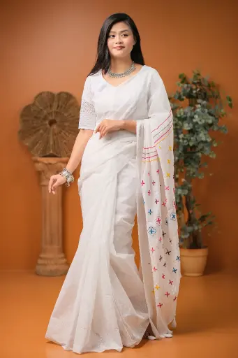 [0134] White Body Hand Work Anchal Half Silk Sharee