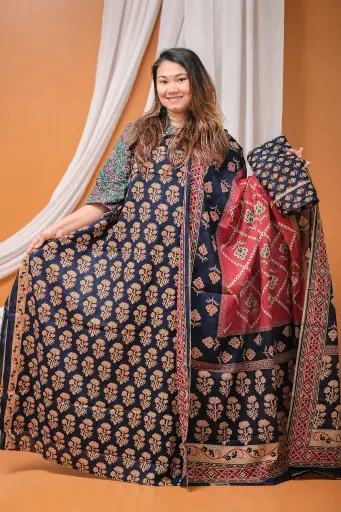 [0415] Navy Blue Kalamkari Motif Cotton Slab Unstitched Three Piece