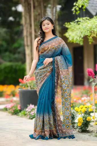 [0108] Ragini Digital Print Mix Cotton Sharee