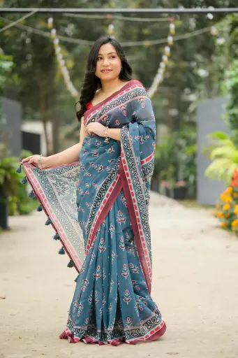 [0108] Nribita- Azrakh Motif Mixed Cotton Sharee