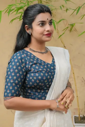 Torrey Blue Round Neck Jaypuri Cotton Blouse 